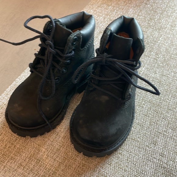Toddler timberlands size 4C black like new - Picture 1 of 5